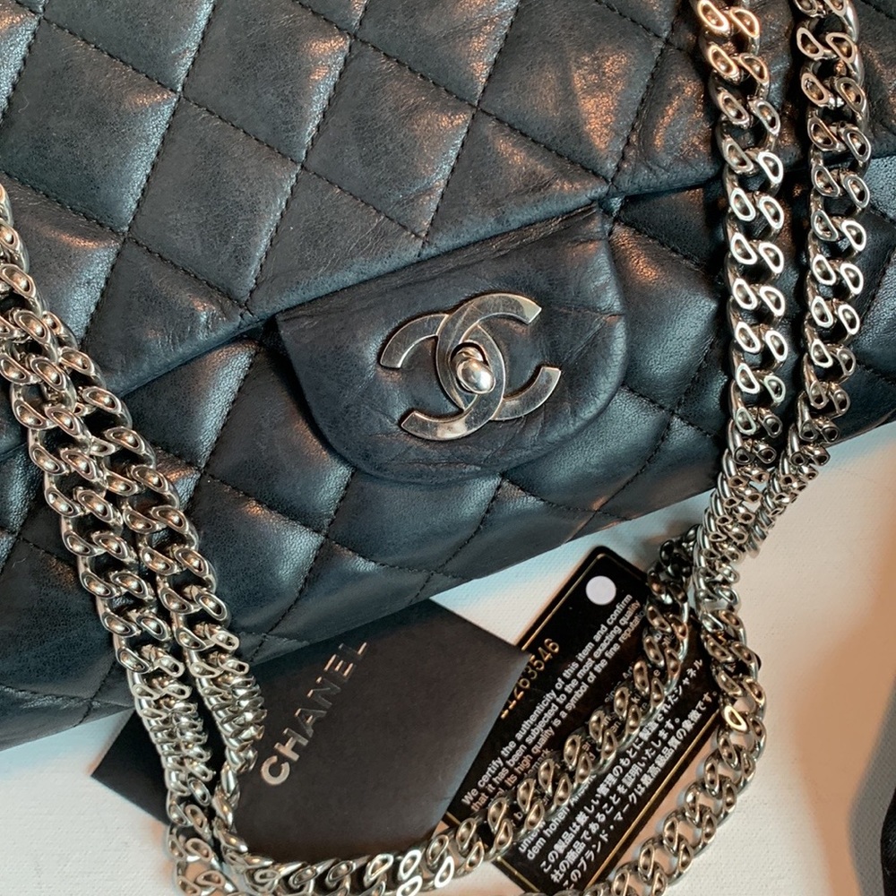 RARE🖤 CHANEL Modern Black Maxi Bijoux Chain Lamb Leather Quilted Flap Silver HW - Picture 3 of 16